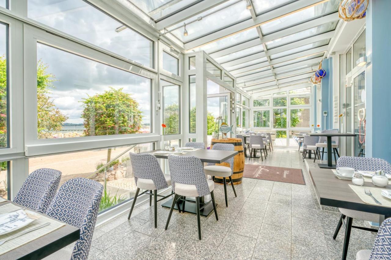 Hotel Strandschloesschen Lübeck Exteriér fotografie